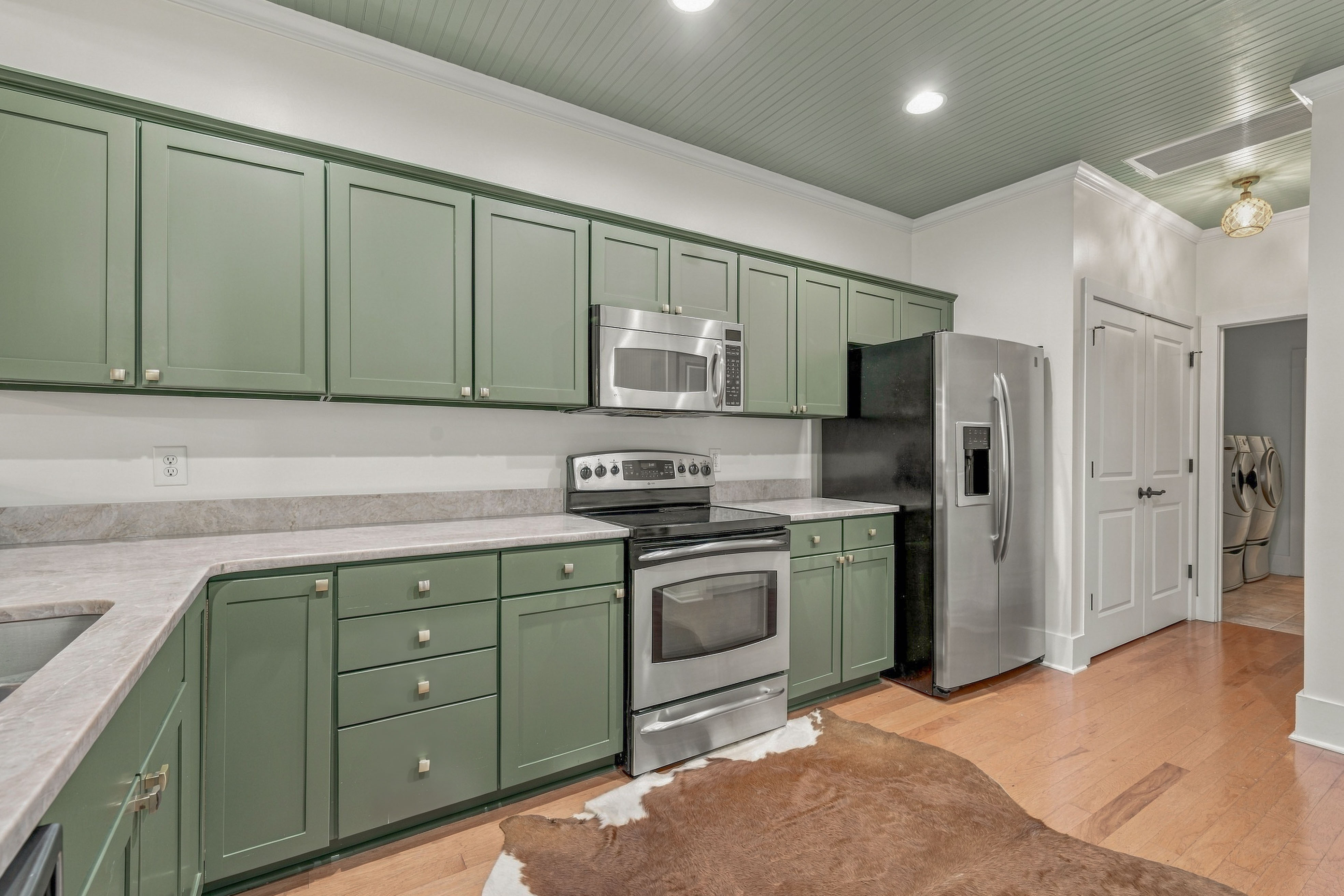 148 Edgewood Court image 13